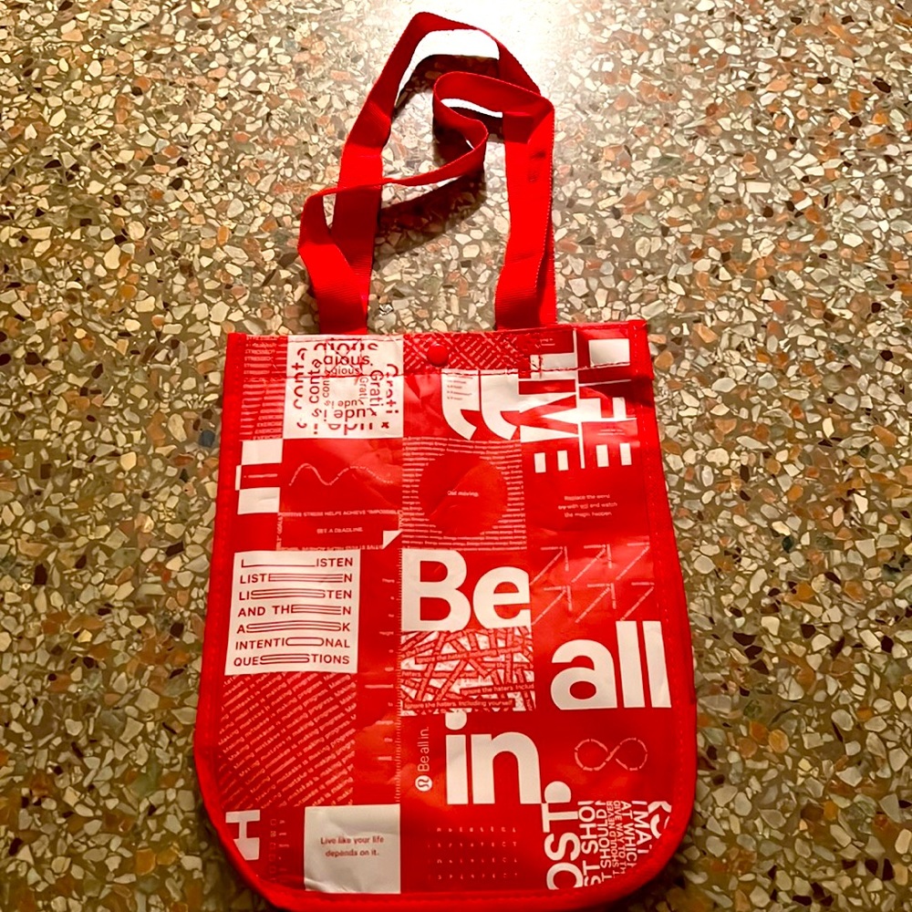 Lululemon bag 12” x 9”
